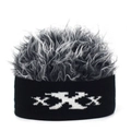 Berretto divertente in maglia con parrucca grigia e ricamo XXX bianco su fascia nera - Regolabile / Base Nera Capelli Grigi