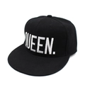 Cappellino snapback nero con ricamo QUEEN bianco su tessuto twill di qualità - Regolabile / Nero (Ricamo Bianco-QUEEN)