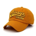 Berretto da baseball in cotone giallo senape con ricamo New York City su sfondo bianco - Regolabile / Giallo