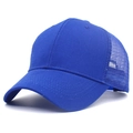 Klassische königsblaue Trucker Cap mit Mesh-Rückseite und gebogenem Schirm für Sport - Verstellbar / Königsblau