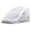 Detalle de gorra de malla blanca con tejido transpirable y correa de ajuste metálica - Ajustable / Blanco