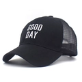 Gorra trucker negra clásica con bordado Good Day y malla trasera transpirable - Niños / Negro