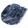 Detailansicht eines verwaschenen Denim-Cowboyhuts mit Fransen und Vintage-Distressed-Effekt - Einheitsgröße / Dunkelblau