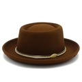 Cappello pork pie in feltro marrone scuro con nastro in pelle nera e catena d'oro - Taglia unica / caffè