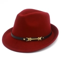 Cappello fedora in feltro di lana rosso vino con cinturino in pelle nera e fibbia dorata - Borgogna