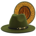 Détail du chapeau fedora vert armée avec bande en cuir noir et doublure léopard - Vert Militaire