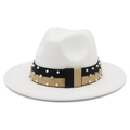 Elegante cappello fedora in lana bianca con fascia decorativa di perle e strass luccicanti - Bianco