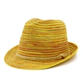 Detalle de un sombrero de paja con rayas de colores y una banda decorativa de cuerda de cáñamo - Rayado Multicolor (SW163)