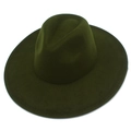 Détail d'un chapeau en laine vert armée avec bord de 9,5 cm et calotte classique - Vert Militaire