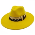Cappello fedora giallo brillante a tesa larga con nastro decorato con perle e strass - Giallo