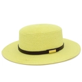 Gros plan sur la texture de paille tissée avec ceinture en cuir et boucle dorée - Taille unique / Jaune Néon