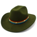 Détail du chapeau de cowboy en feutre vert armée avec ruban arc-en-ciel et rivets - Taille unique / Vert Militaire