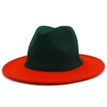 Dettaglio del cappello fedora in lana bicolore con corona verde scuro e tesa arancione - Verde scuro Rosso