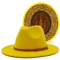 Gelber Wollfilzhut mit braunem Lederband und Leopardenmuster-Innenfutter-Detail - Gelb