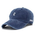 Gorra de béisbol de algodón lavado azul con bordado blanco de la letra C 1999 - Azul