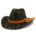 Λεπτομέρεια από λαδί τσόχινο καπέλο cowboy με σχέδιο αγελάδας και πορτοκαλί λουράκι - Σχέδιο Αγελάδα (5105461398173) / Πράσινο του Στρατού