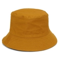 Détail d'un chapeau bob jaune gingembre en coton avec coutures renforcées sur le bord - Jaune