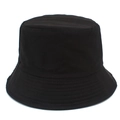 Détail d'un bob en coton noir classique avec coutures de renfort sur le bord du chapeau - Noir