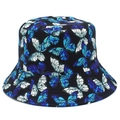 Gros plan détaillé d'un chapeau bob noir avec un motif de papillons bleus et blancs éclatants - Noir