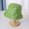 Classic grass green plush bucket hat made of soft faux fur for autumn and winter warmth - Green