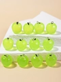 Vue détaillée de breloques en résine de pomme verte avec boucles pour bijoux DIY - Prune Cyan