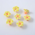 Handgefertigte 15mm Polymer-Ton Plumeria-Blüten für DIY-Schmuck in Gelbverlauf - 10er Pack / Gelb