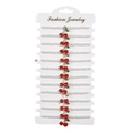 Set di 12 braccialetti di perle bianche con ciondoli a ciliegia rossa su carta - Stile con Perline e Ciliegie