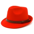 Chapeau fedora en laine rouge classique avec bandeau en cuir vintage gaufré de fleurs - Taille unique / Rouge