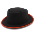 Cappello Pork Pie classico in feltro nero con bordo rosso per un look vintage inglese - Taglia unica / Nero