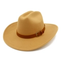 Dettaglio di un cappello da cowboy in lana cammello con cinturino in pelle - Kaki