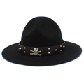 Chapeau de cowboy en laine noir avec bande cloutée en cuir et emblème tête de mort argenté chic - Noir