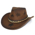 Cappello da cowboy marrone con catena dorata e stelle su sfondo bianco pulito - Caffè scuro