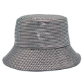 Nahaufnahme eines silbernen Fischerhutes mit quadratischer Textur und glänzendem Finish - Einheitsgröße / Silber (3#)