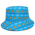 Λεπτομέρεια από μπλε καπέλο bucket με σχέδια Capybara, γοργόνα και κίτρινα αστέρια - Μπλε