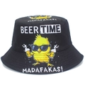 Klassieke zwarte vissershoed met grappige gele bierkuikenprint en de tekst BEER TIME - Bier Vasthoudende Eend (BS568) / Zwart