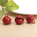 Trois clochettes rouges brillantes en métal pour décorations festives et bricolage - Rouge