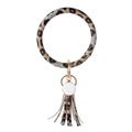 Detailansicht der Leopard-PU-Leder-Schlüsselanhänger-Armband mit rundem Tag und Quaste - Helles Leopardenmuster