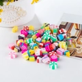 Gros plan de perles colorées en pâte polymère en forme de dessert pour bijoux DIY - Bonbons Mixtes (PZ210303810) / 50 Pièces/Paquet (1cm)