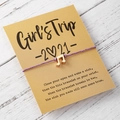 Minimalistisches Musiknoten-Armband mit lila Kordel und Girls Trip Wunschkarte - Lila
