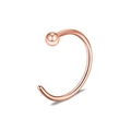 Makroaufnahme des Roségold-C-Nasenrings aus Edelstahl mit glatt polierter Oberfläche - Stil D (C-Form mit Kugel) / 20.00g / Roségold