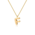 Detailansicht goldener Buchstabe F Ballon-Anhänger mit poliertem Finish an feiner Kette - Buchstabe F / Gold