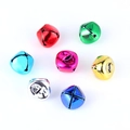 Gekleurde kerstbelletjes set in rood, goud en blauw voor feestelijke DIY-decoraties - Multicolor Kleine Kruisopening Stijl