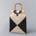 Borsa in perline fatta a mano con motivo geometrico bianco e nero e manico in bambù - Stile a Contrasto a Forma di X / Nero+Bianco
