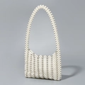 Elegante bolso de mano de perlas sintéticas marfil con diseño tejido a mano de hombro - 22*3*14CM / Estilo de Cuentas Blancas (BB250006)