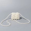 Elegante bolso bandolera de perlas hecho a mano con diseño tejido blanco cuadrado - 10.5*4*9CM / Estilo de Perlas Tejidas a Mano (BB250008) / Blanco Crema