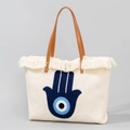Bohemian Canvas-Einkaufstasche mit blauer Handbestickung und Quastenverzierung - Hand der Fatima Stil (YX23006-3) / Gebrochenes Weiß