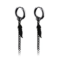 Détails de boucles d'oreilles en acier noir avec breloques plumes et longues chaînes - Style Pendentif / Plume Longue Chaîne - Noir