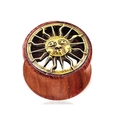 Détail de l'écarteur en bois orné d'un relief soleil vintage et visage mystique - Style Bois Incrusté Visage de Soleil / 8mm