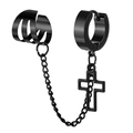Orecchino punk nero con ear cuff, catena in metallo e dettaglio ciondolo a croce cava - Black Hollow Cross Connected Ear Cuff