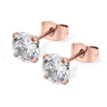 Dettaglio orecchini a lobo in zircone oro rosa con montatura a quattro griffe e perno - Stile Zirconia a Quattro Rebbio / Oro rosa / 2mm